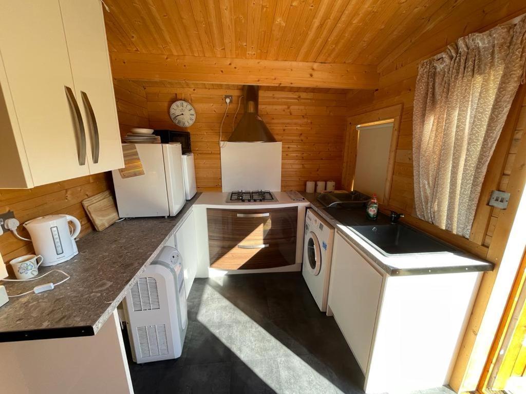 Ferienwohnung Secret Hythe, Sea Views Town Location 2Km Eurotunnel Hythe  Exterior foto