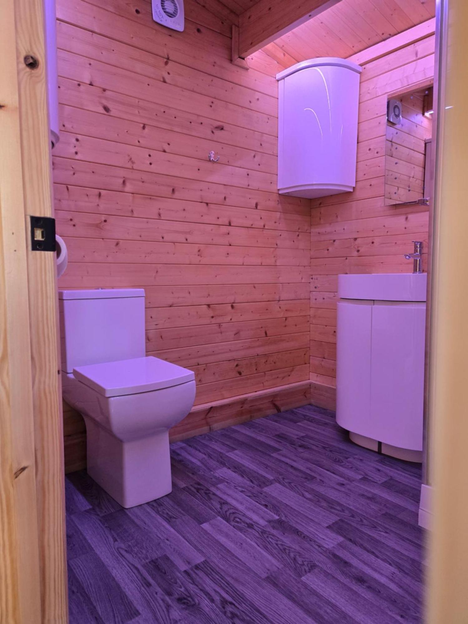 Ferienwohnung Secret Hythe, Sea Views Town Location 2Km Eurotunnel Hythe  Exterior foto